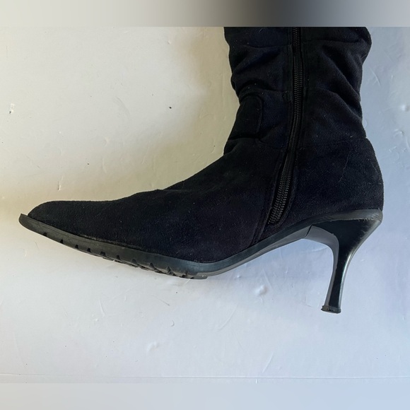 Women’s Black Slouchy Heeled Boots | Approx. Size 9-10 - Picture 14 of 16